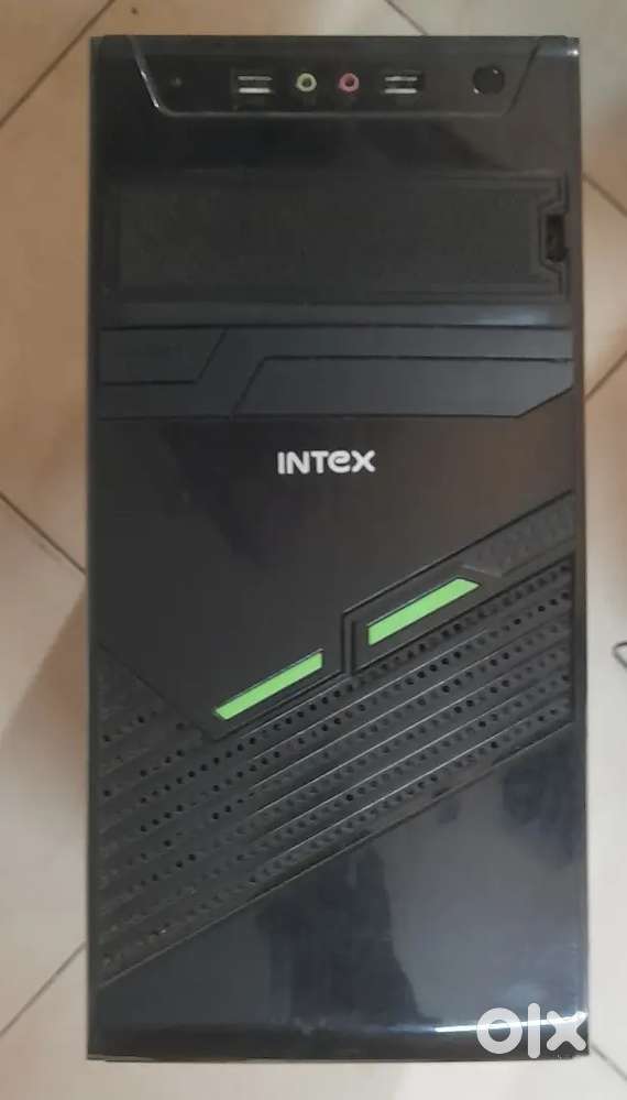 Desktop Computer with speakers