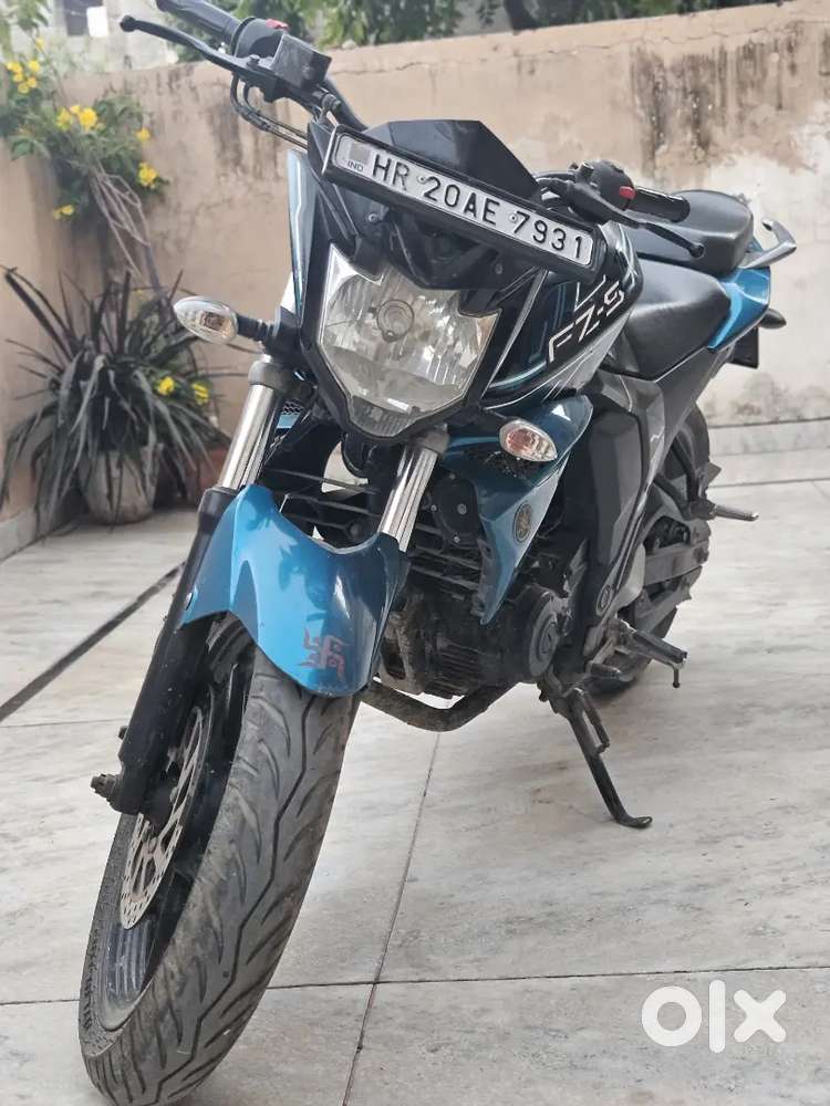 Yamaha Fz-s fi v2 Blue