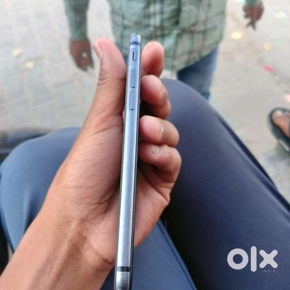 Iphone 8 good condition