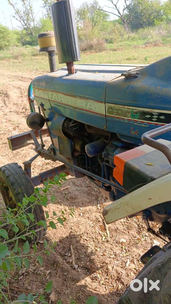 2004 farmtrac 60