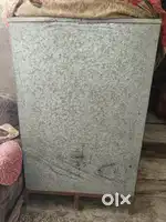 Wheat storage box