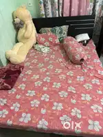 Selling bed & waredrop