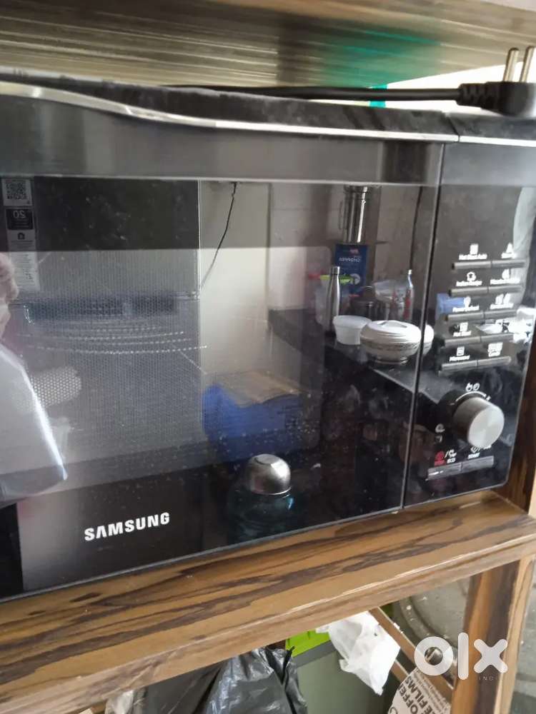Sale of Unused Samsung microwave conversion with grill