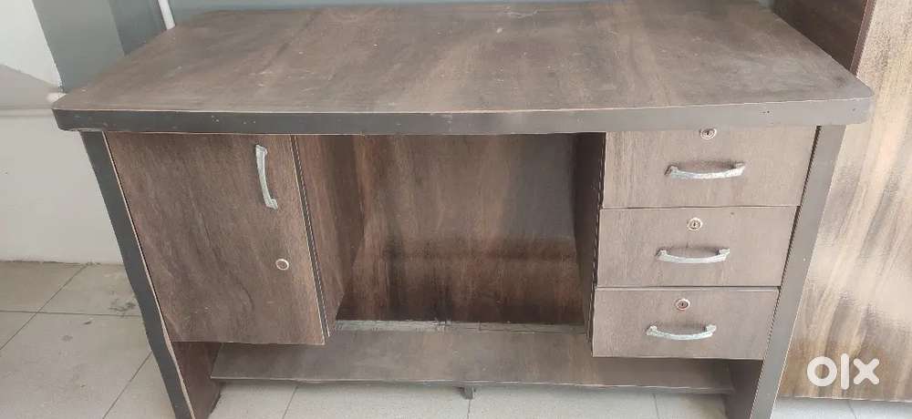 Working Table/ Computer Table