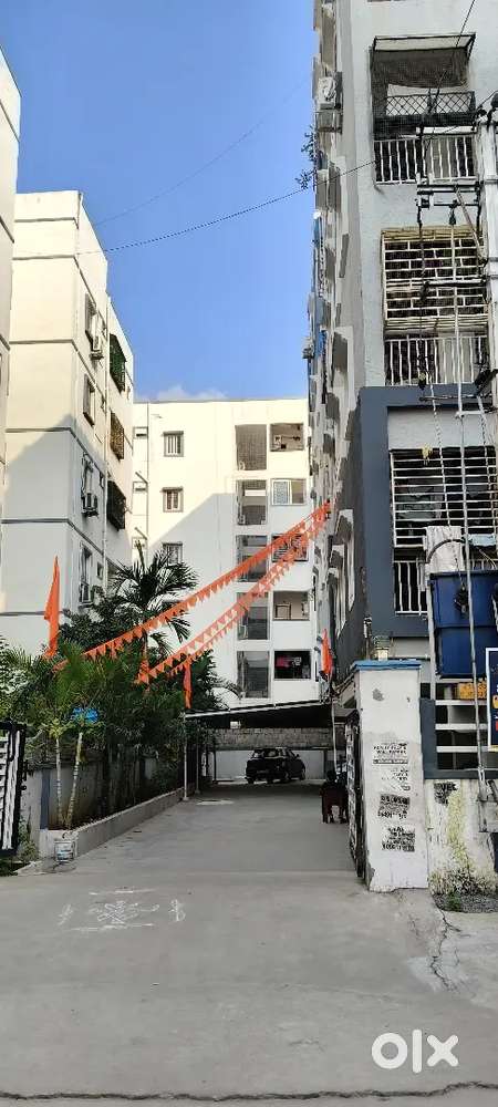 2BHK Flot Is rent in Gajularamaram in Balaji layout near by Bus stop.