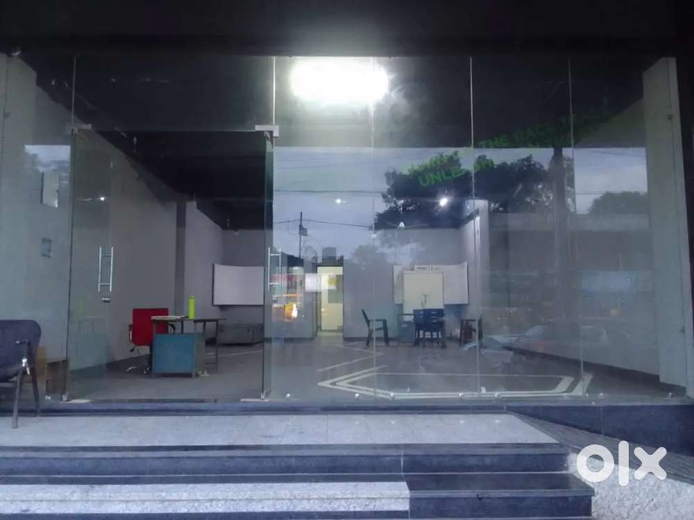 Main road shop for sell madan mehel jabalpur