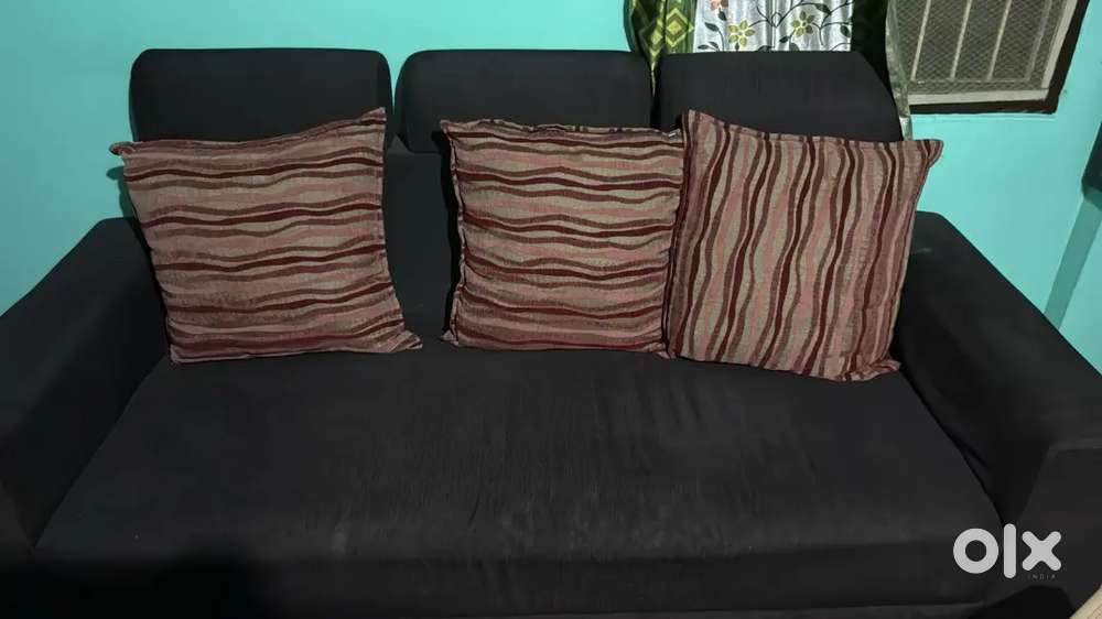 3 Seater Sofa in Good Condition – 3 Years Old