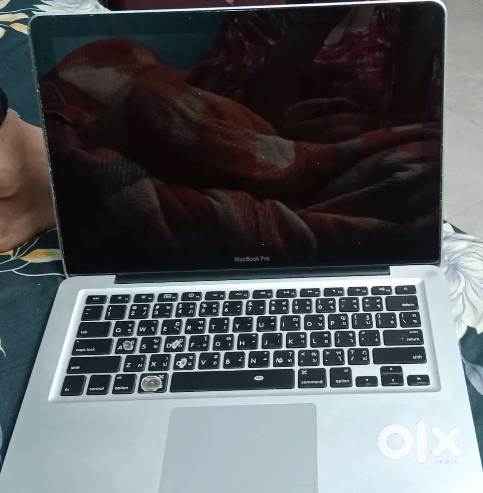 MACBOOK PRO 2011 MODEL