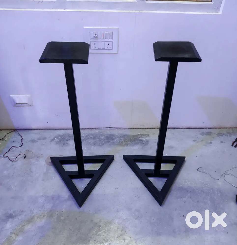 Studio Speaker Stand