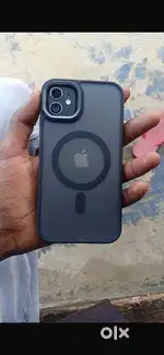 I PHONE 11 good condithon