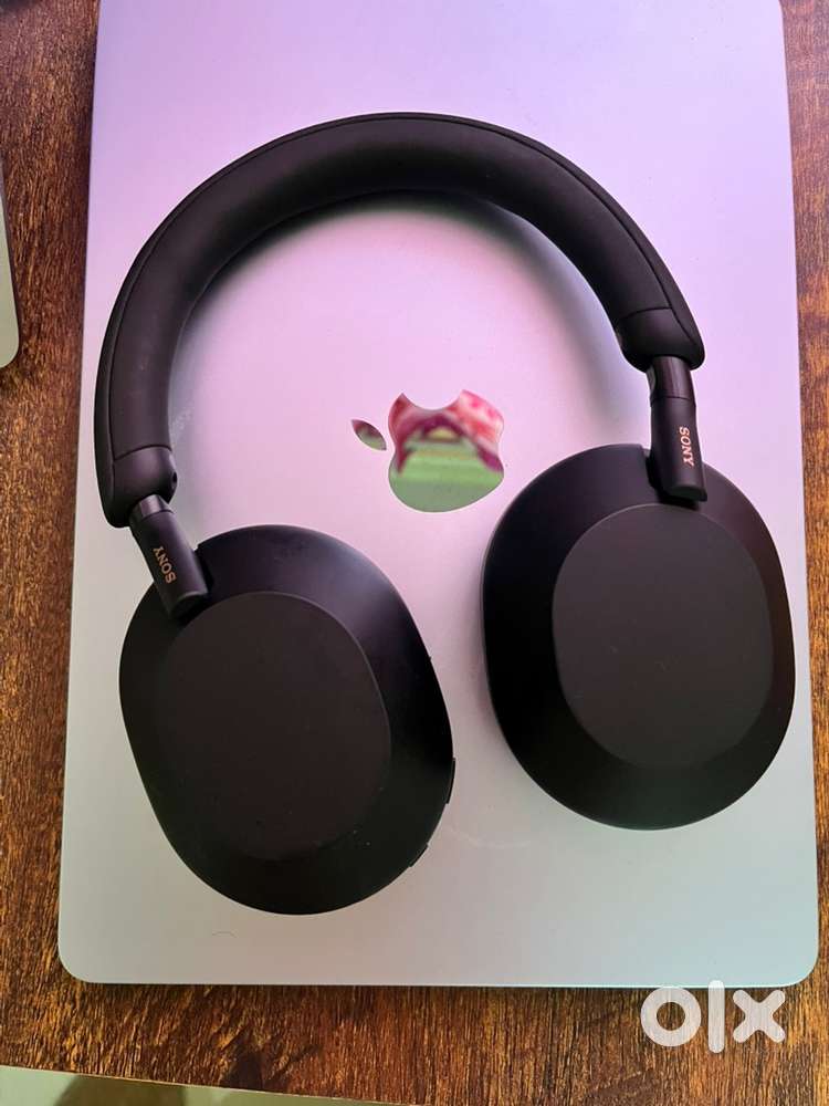 Brand New Sony MX5 Headphones