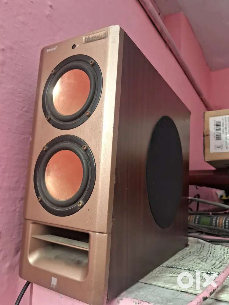 Iball Tarang Mini tower 2.1 Bluetooth Speakers with Handle, FM, USB