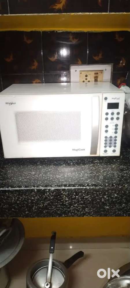 Microwave (Whirpool)