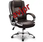 New boss chairs Premium Leather Office Chair with Cushion & Wheels