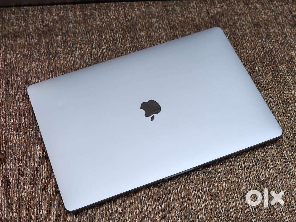 Apple Macbook Pro i7 16GB Ram 512GB Apple SSD Touchbar Touch ID