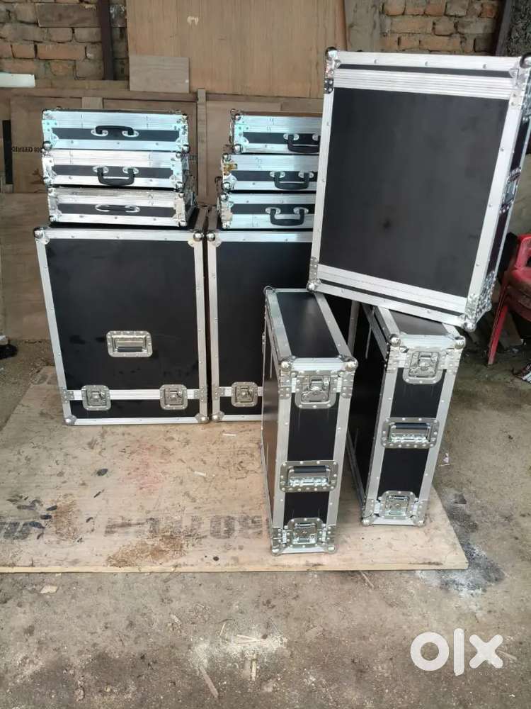 Flight case macking carpenter required