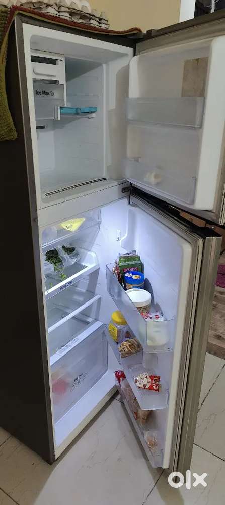 Urgent sell my fridge due to shifting