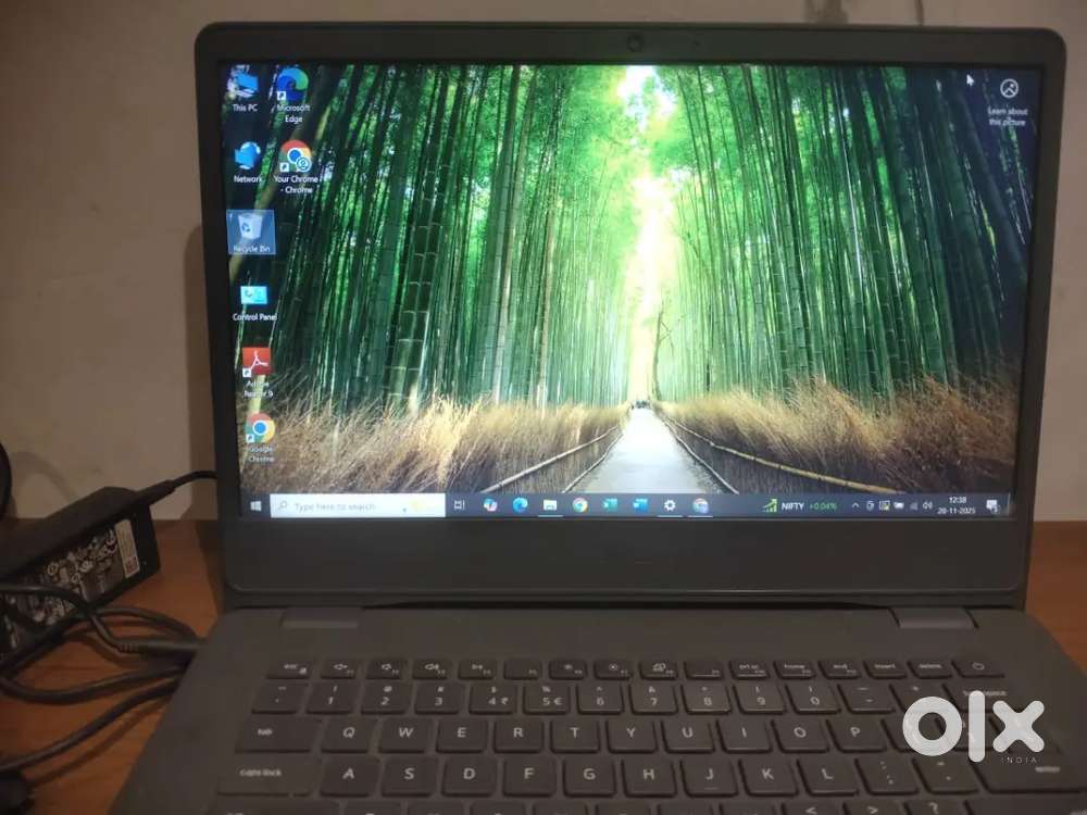 Dell laptop 8/128_ 1tb rom harddrive