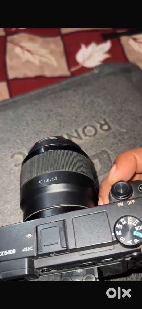 Sony a6400 camera on rent also for reel