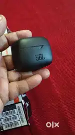JBL tune buds