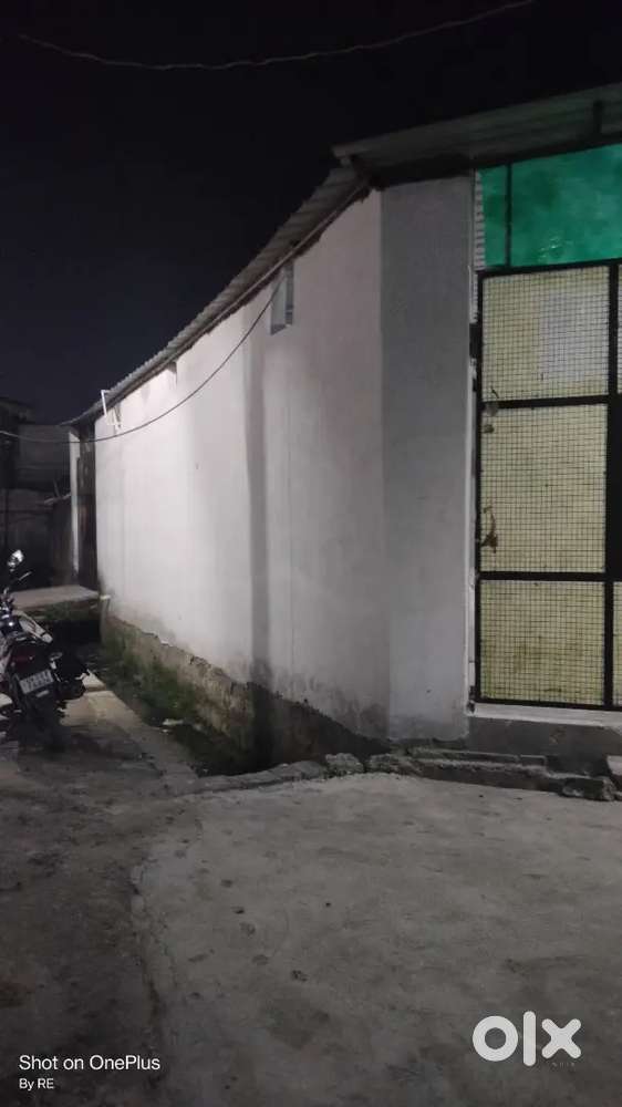 Godown For Rent Available in Tehari Visthapit Colony