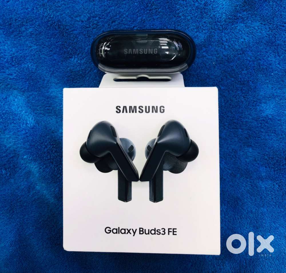 Samsung galaxy buds3 FE  (just opened)