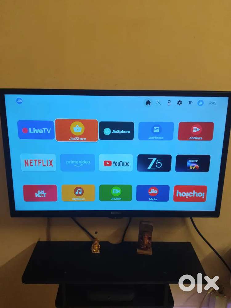Koryo 32 inch HD LED Television is in mint condition .