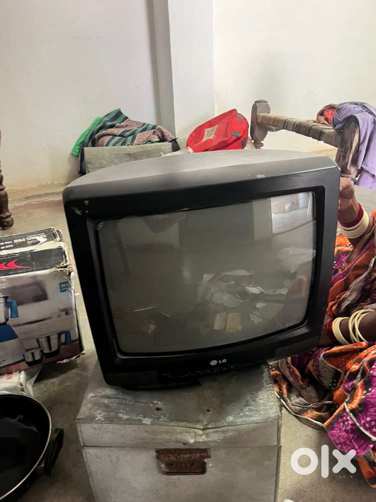 Lg tv small tv but good tv