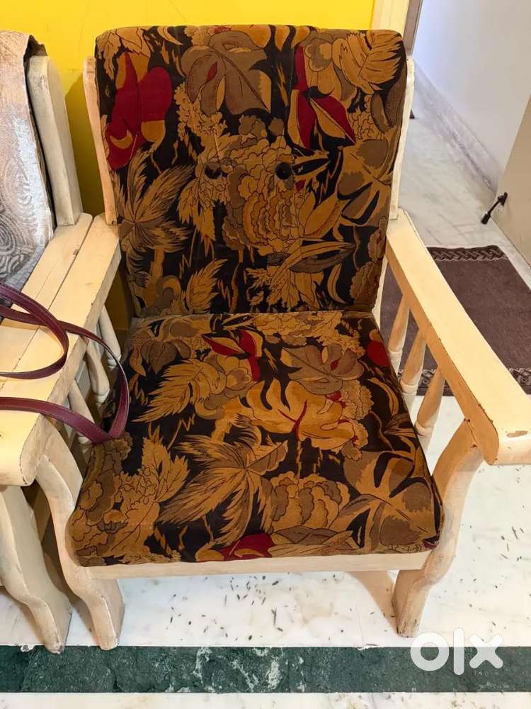 Sofa set, Bean Bag, TV stand