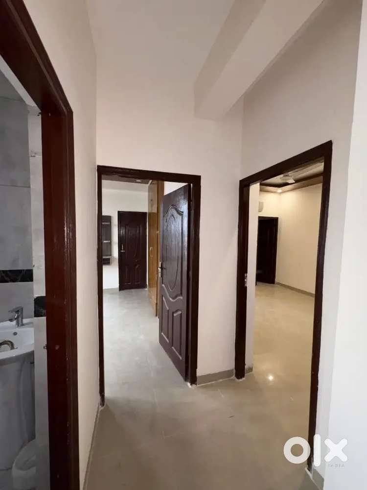 2 bhk ready to move in flat
