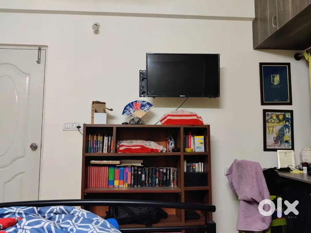 Semi Used Book Shelf