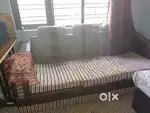 01 sofa peace
