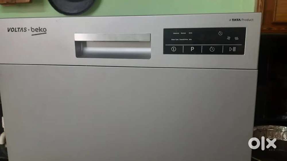 VOLTAS BEKO 8 PLATES DISHWASHER