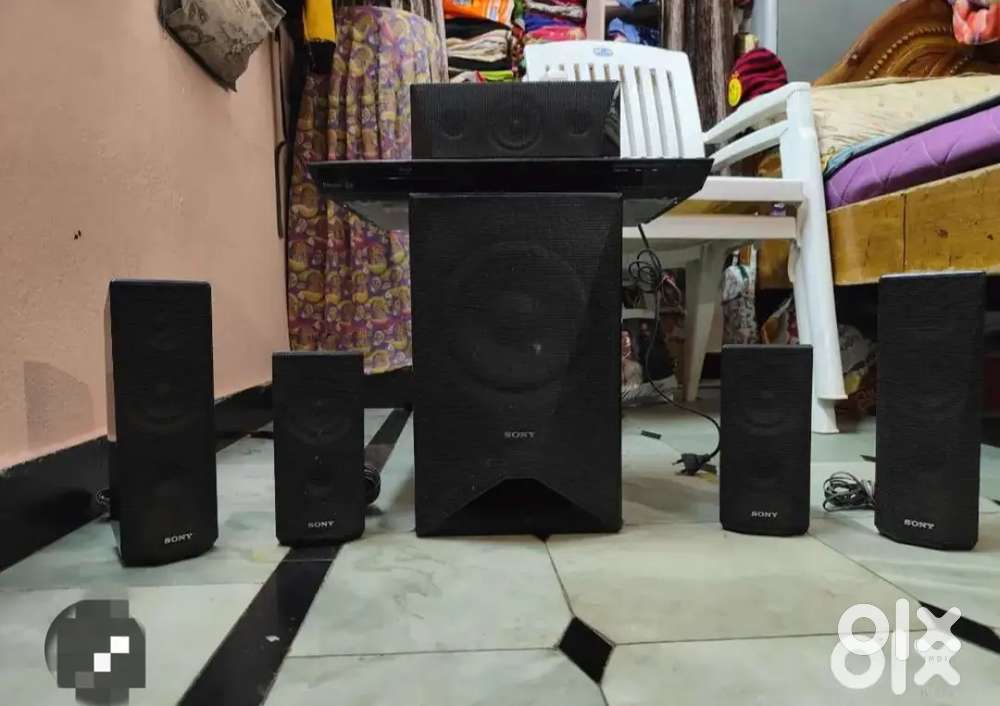 SONY BDVE3200 AND SONY RV8