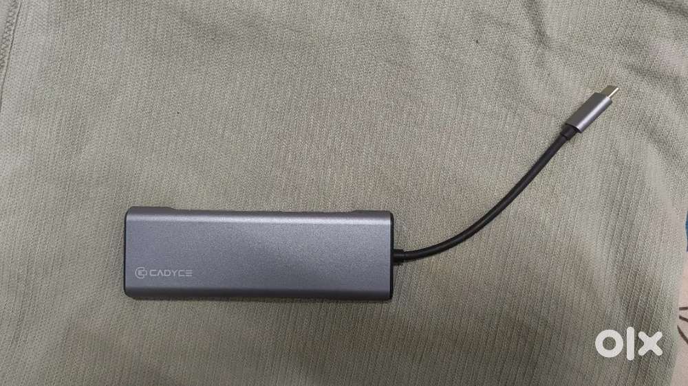 USB-C Hub Dock 9-in-1 Aluminium