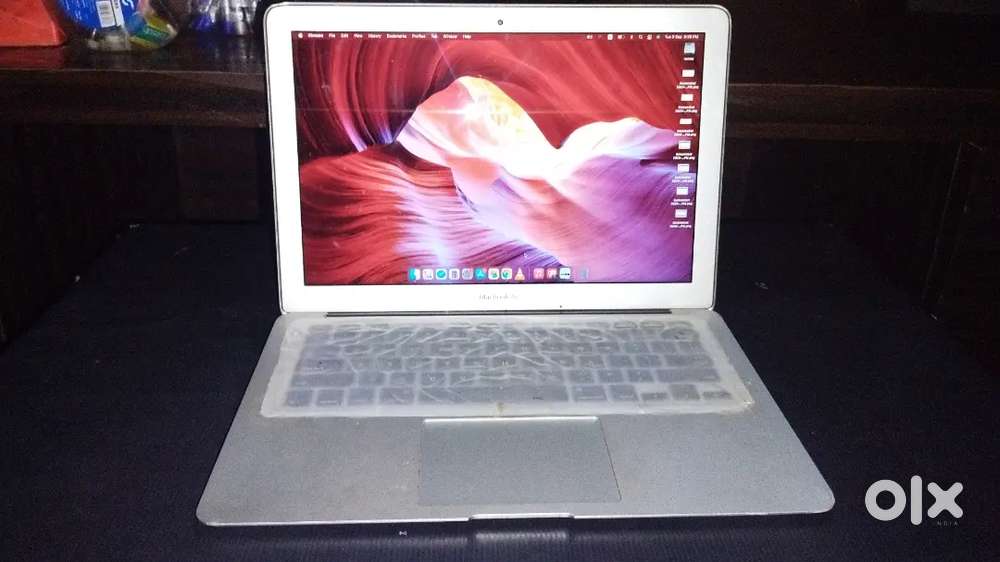 Macbook Air 2017  8 Gb 256 Gb. Grey Color. Urgent money.