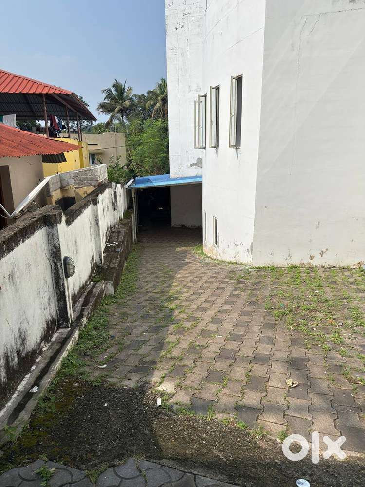 1750 sq. ft. space is available at muttada