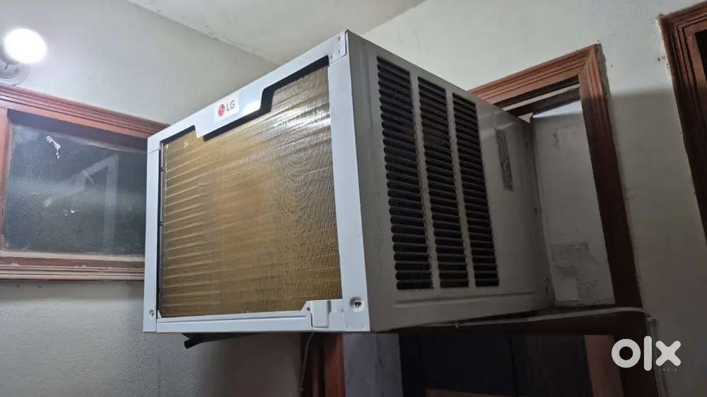 3 star Lg window Ac