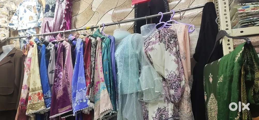 Pakistani suits