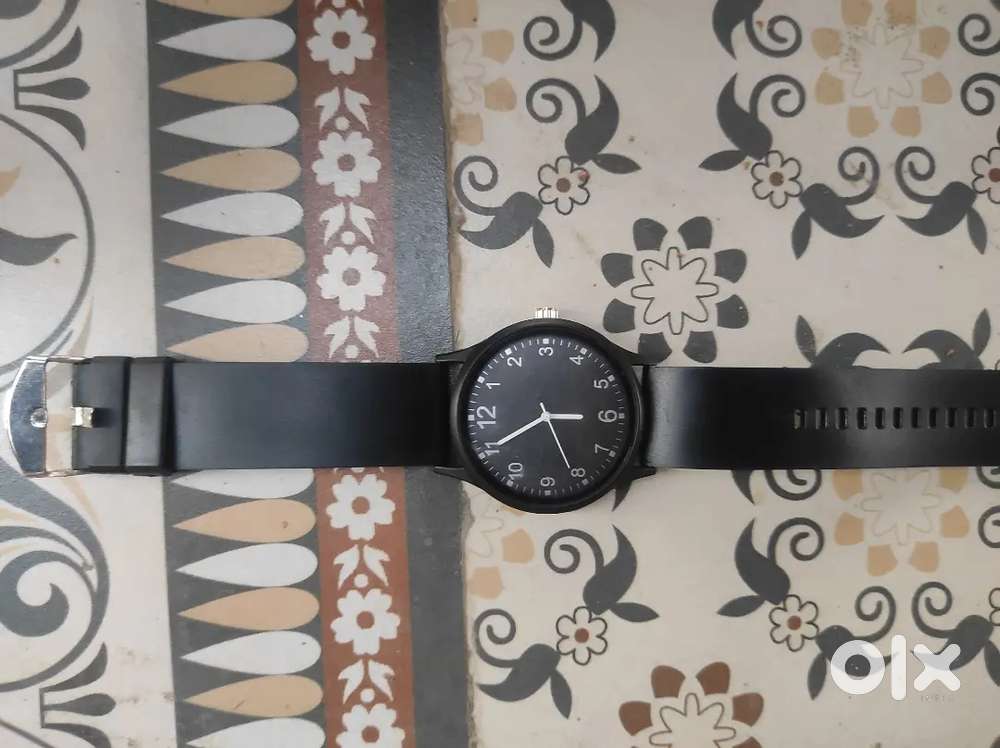 Watch black
