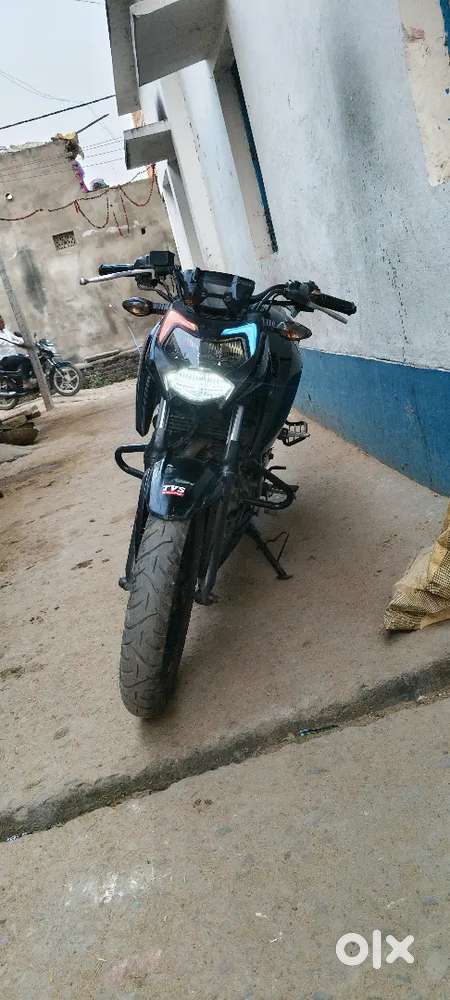 Bechna hai contect kare