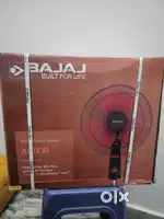 Pedestal fan ( sealed Product )