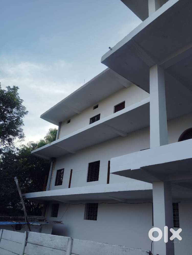 Office, Workspace, Shop, Godown Available(2000sqft.)