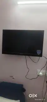 Videocon lcd  (32inch) in black colour
