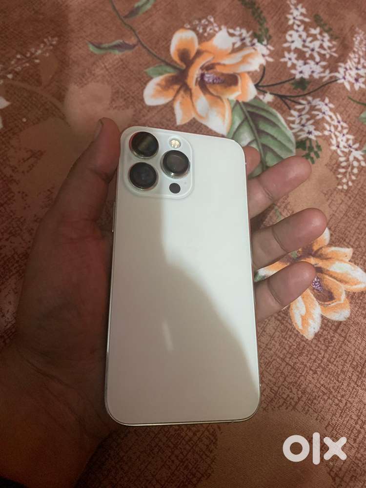 Iphone 13pro white colour