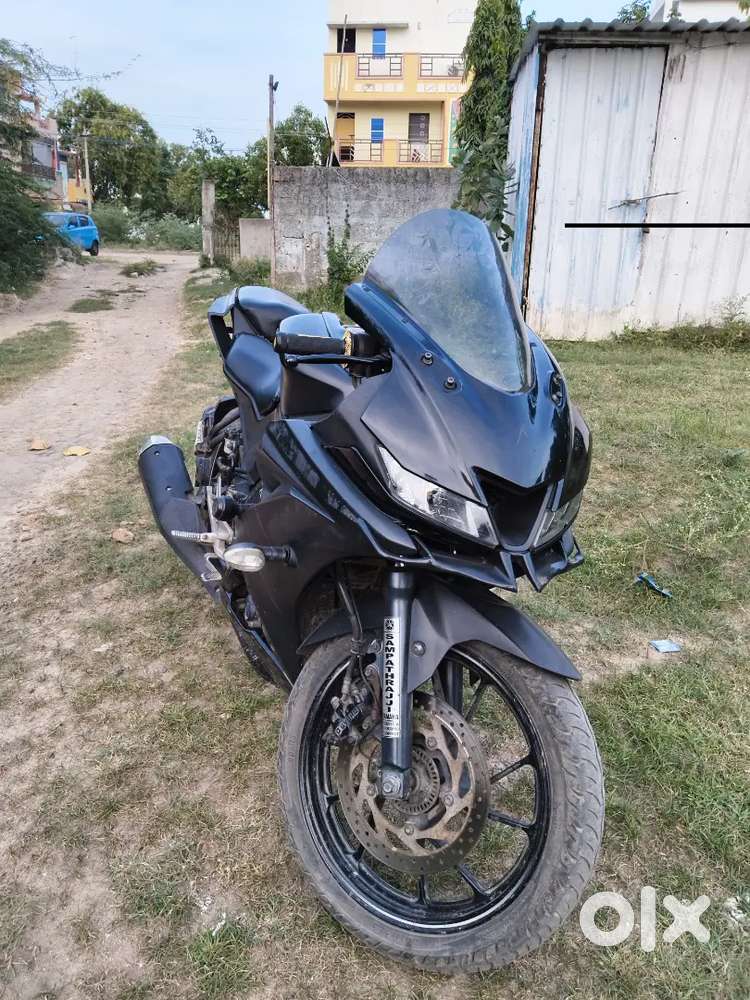 YAMAHA R15V3