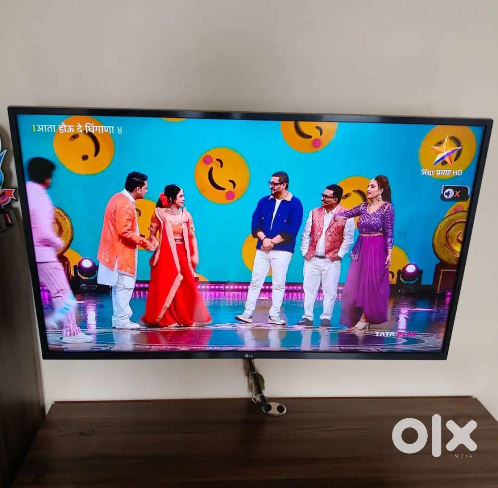 LG 43-inch UHD LED Smart TV – Excellent Condition