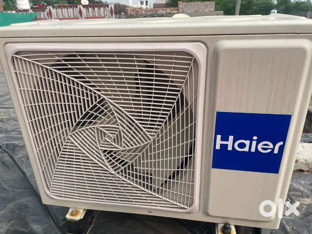 Hair AC 1.5TON 4 STAR