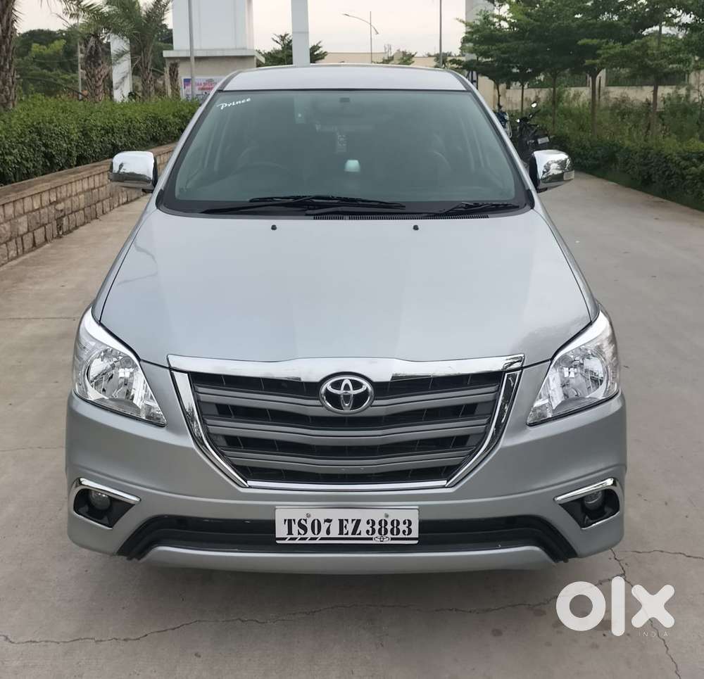 Toyota Innova 2.5 G (Diesel) 8 Seater, 2016, Diesel