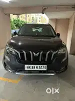 Mahindra XUV700 2023 Petrol Good Condition